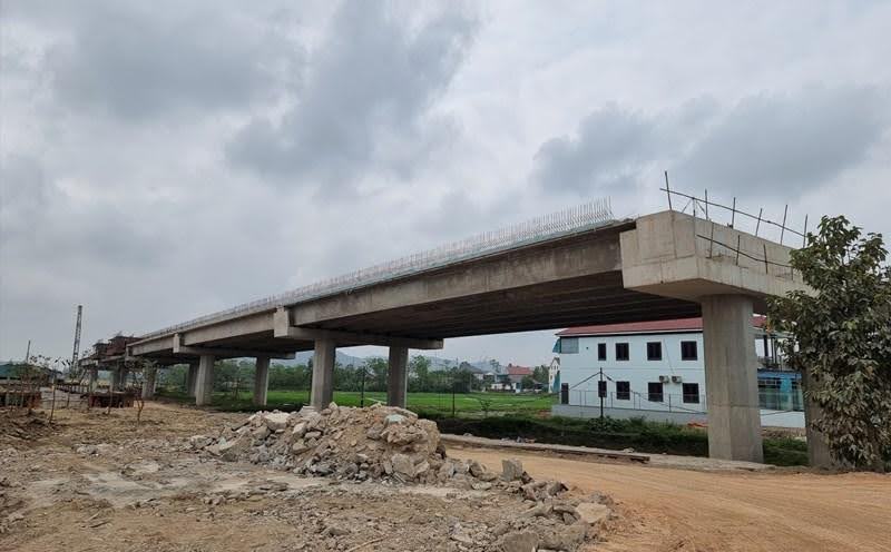Đảm bảo an toàn trong quá trình thi công cầu